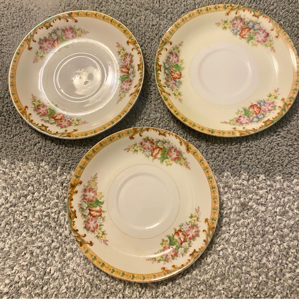 Vintage Diamond China Saucers in the pattern “Pageant” -Set of 3